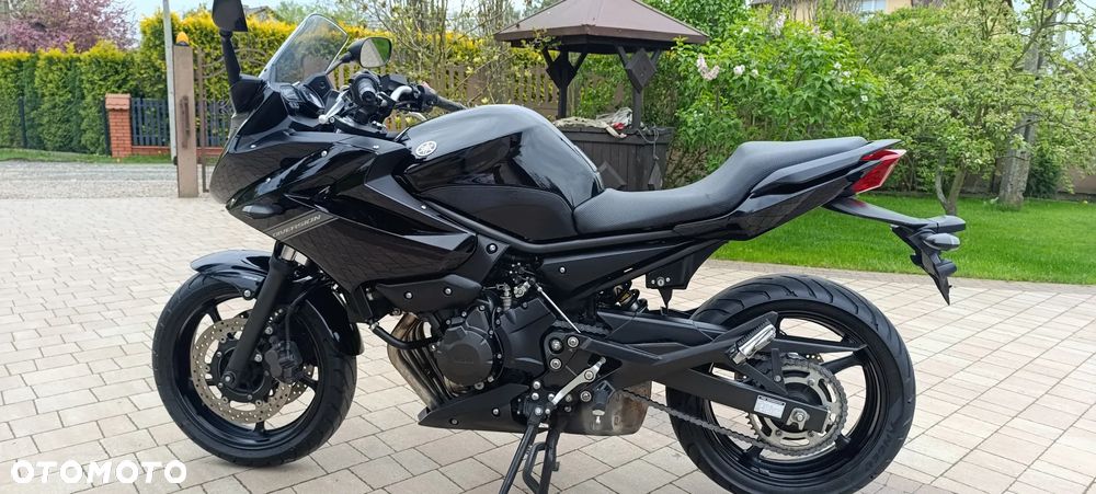 Yamaha XJ - 2