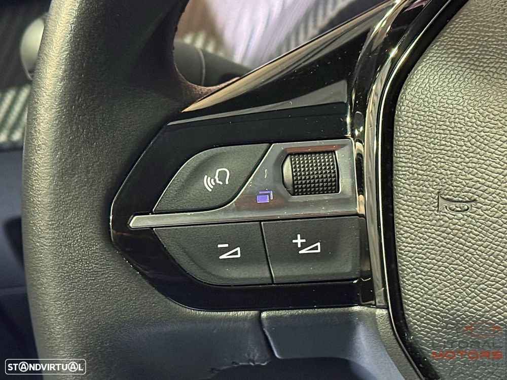 Peugeot 208 1.2 PureTech Active Pack - 22