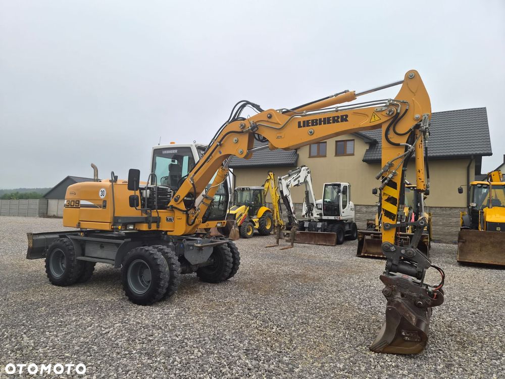 Liebherr A 309 Litronic - 4