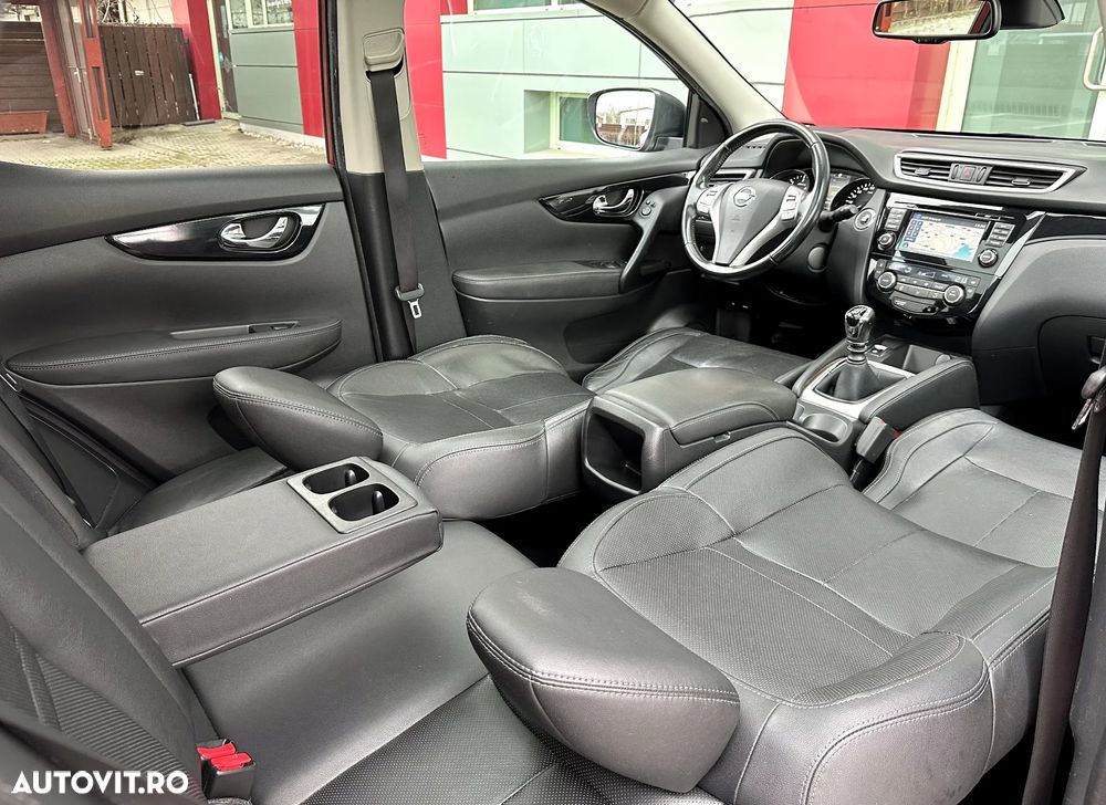 Nissan Qashqai - 11