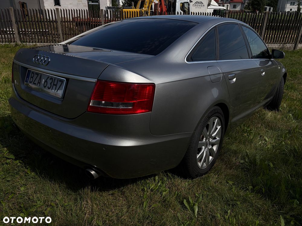 Audi A6 Limousine 2.4 - 3