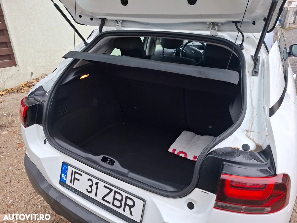 Citroën C4 Cactus 1.2 PureTech S&S BVM Shine - 4