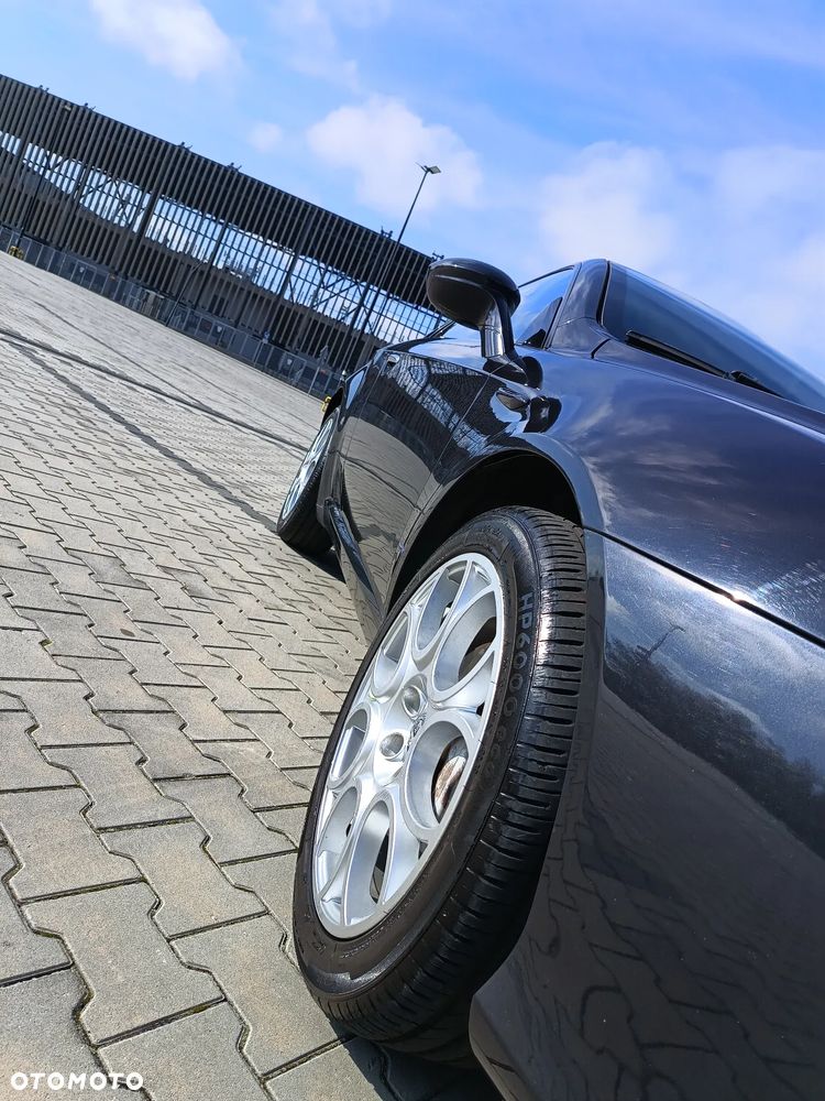 Alfa Romeo Brera 2.0JTDM - 8