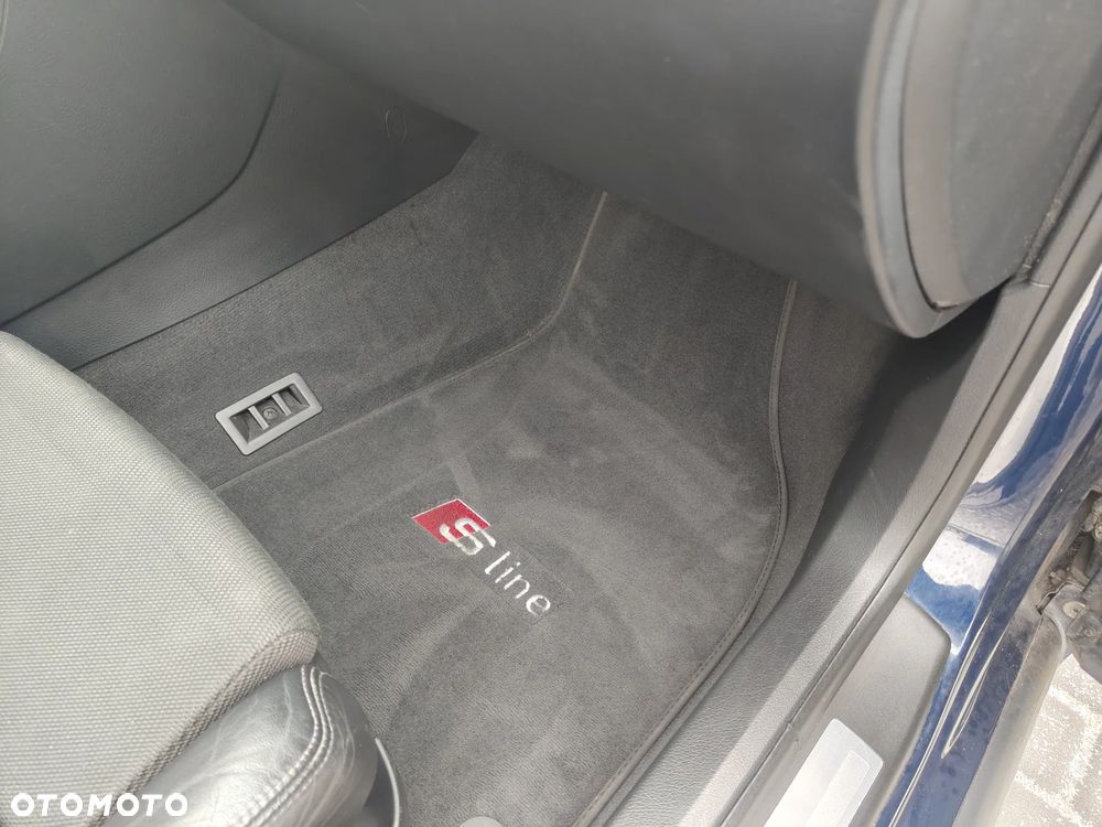 Audi A4 Limousine 2.0 TDI DPF - 29