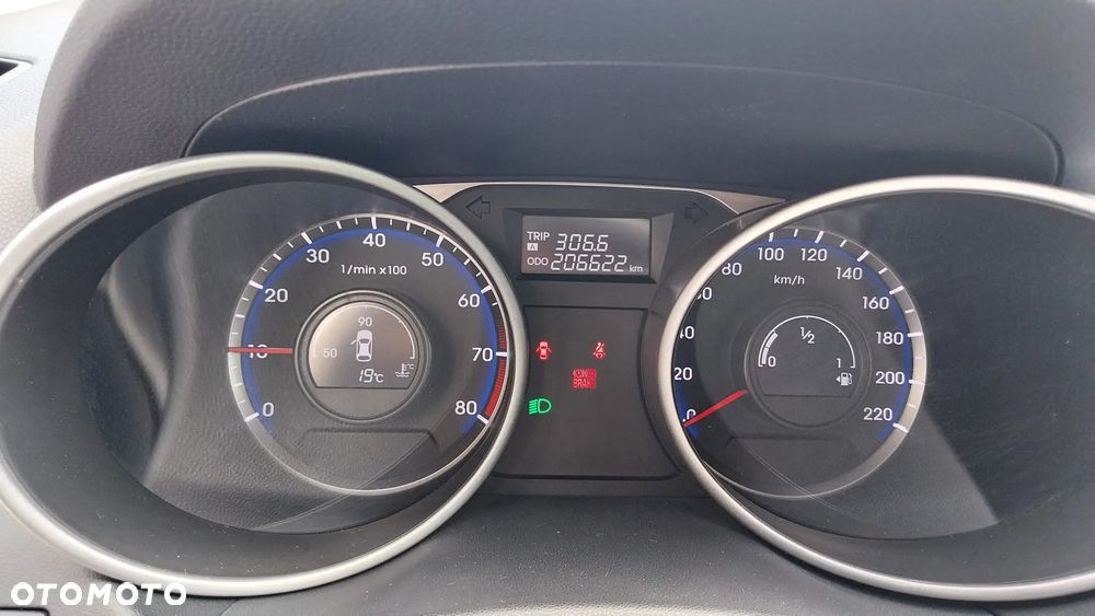 Hyundai ix35 - 15