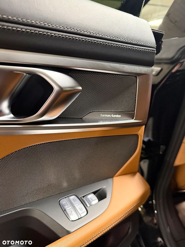 BMW Seria 8 - 25