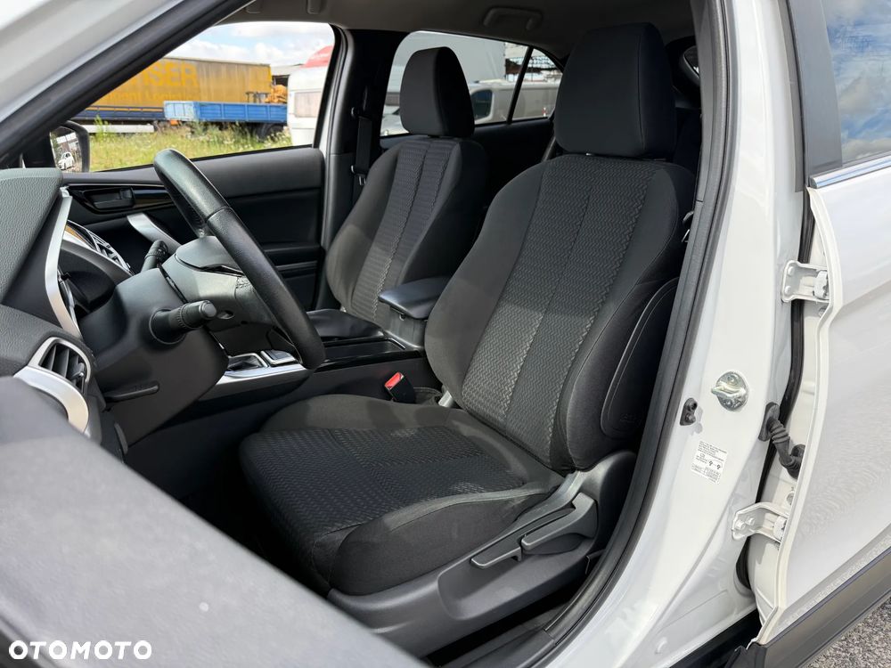 Mitsubishi Eclipse Cross 1.5 T-MIVEC 2WD CVT Diamant+ - 4