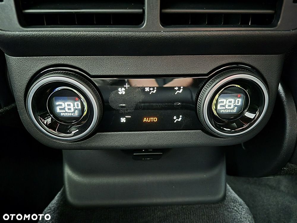 Land Rover Range Rover Velar - 28