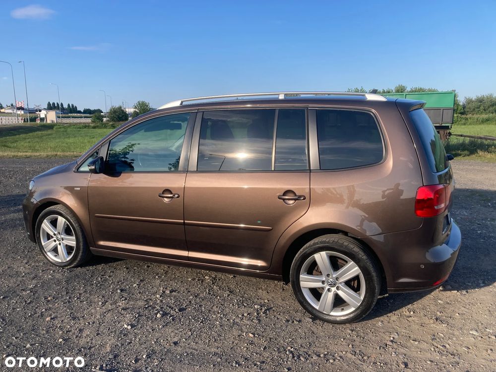 Volkswagen Touran - 4