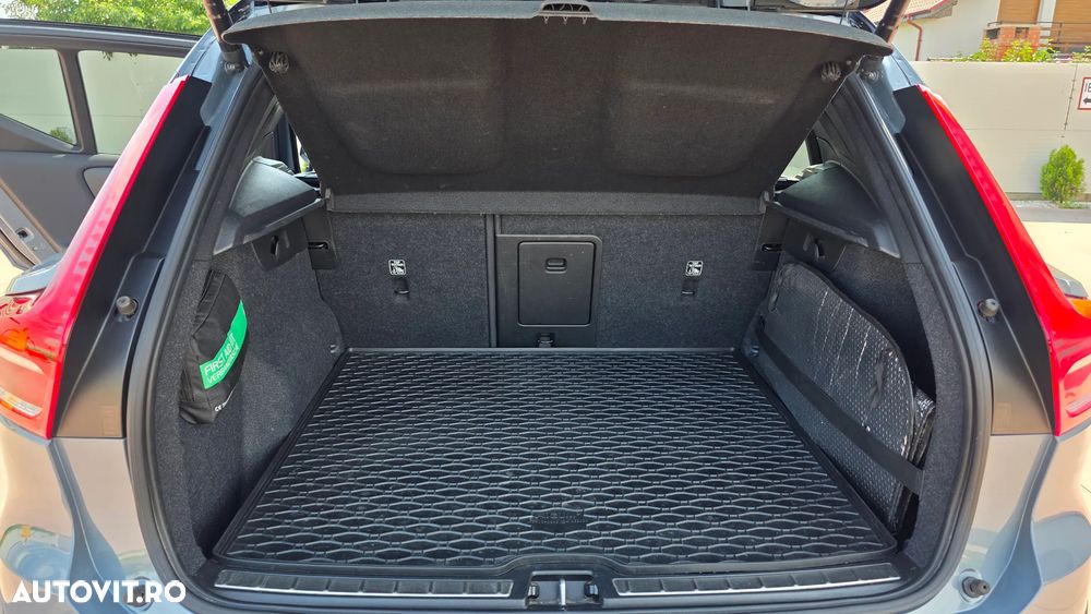 Volvo XC 40 T5 Recharge DKG RDesign - 27