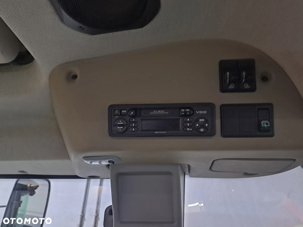 Claas ARES 697 ATZ - 13