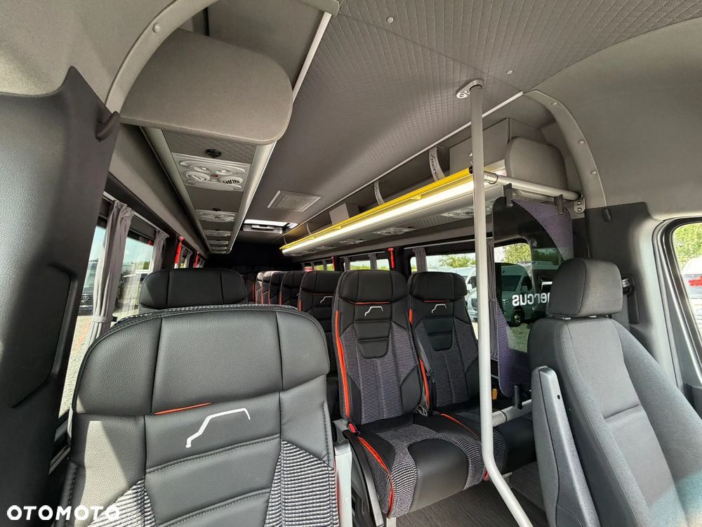 Mercedes-Benz Sprinter 519 - 18