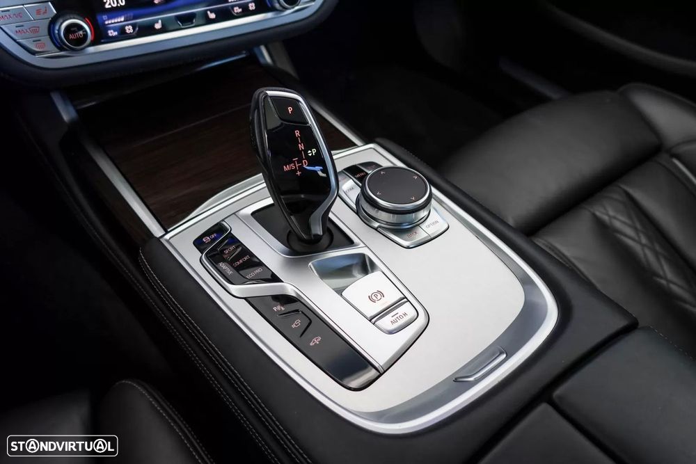 BMW 730 d Auto - 12