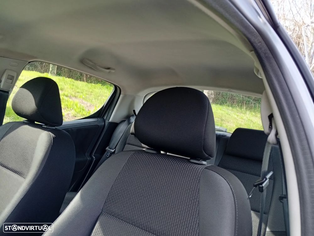 Peugeot 207 1.4 VTi Allure - 13