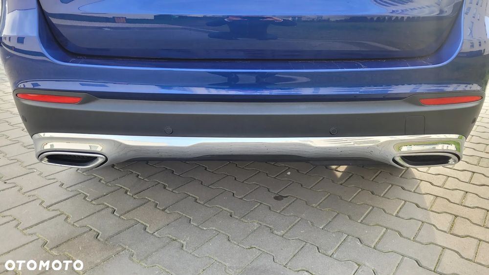 Mercedes-Benz GLC - 16