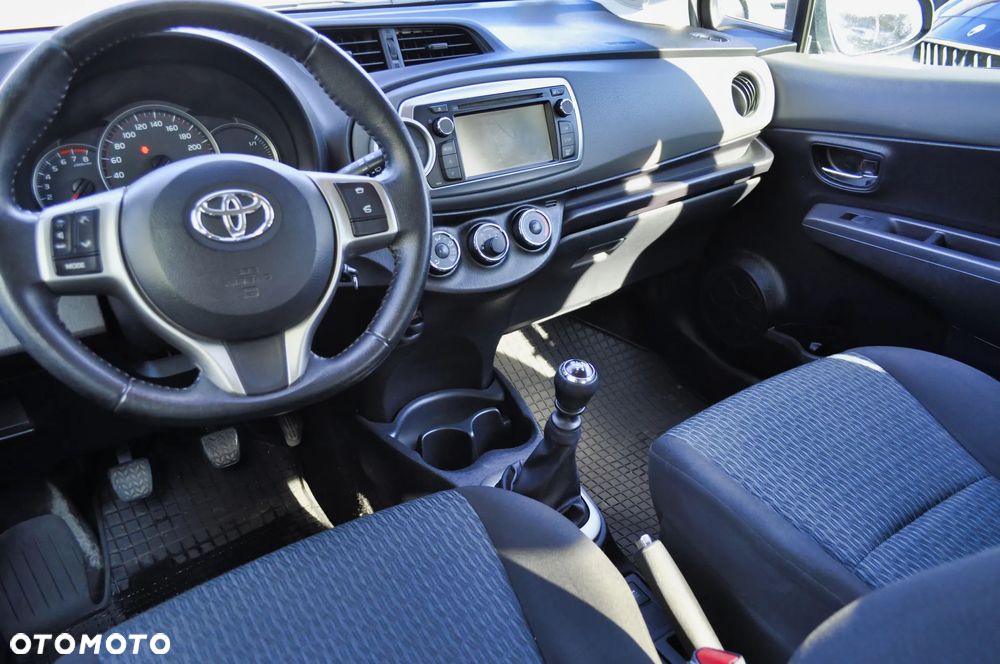 Toyota Yaris - 6