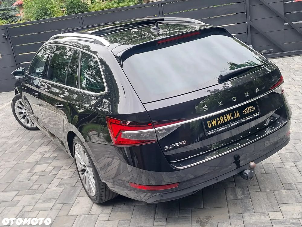 Skoda Superb 2.0 TDI DSG Premium Edition - 9