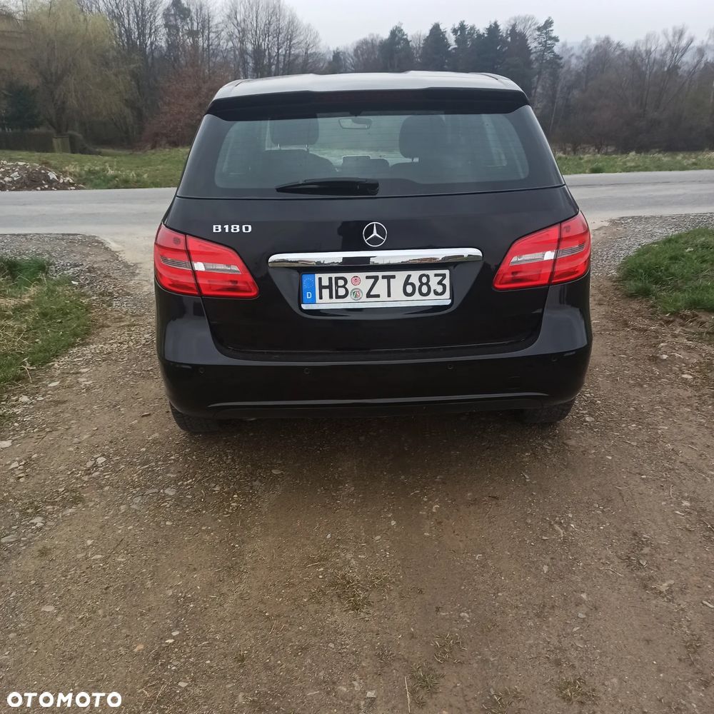 Mercedes-Benz Klasa B 180 (BlueEFFICIENCY) - 4