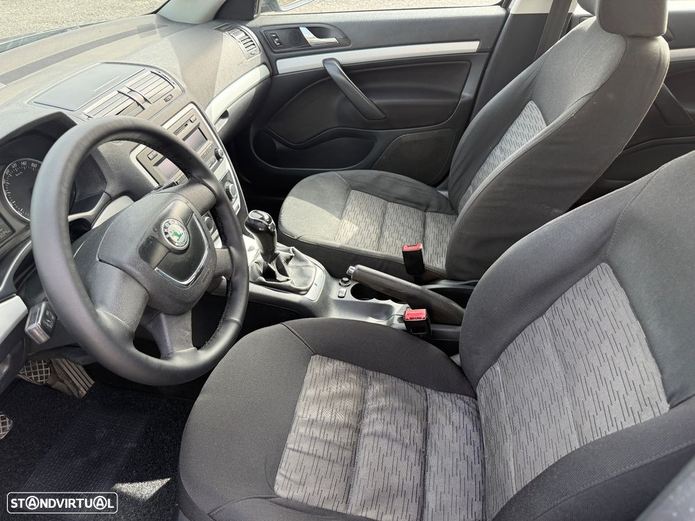 Skoda Octavia Break 1.6 TDi Elegance - 9