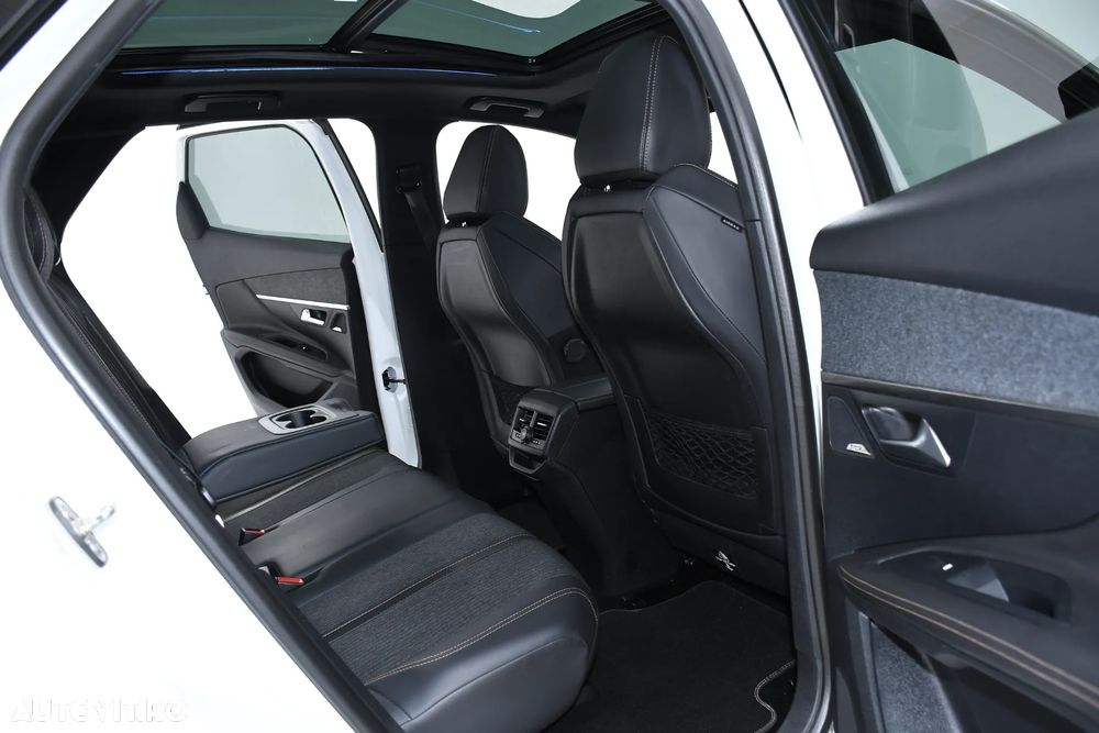 Peugeot 3008 1.2 PureTech Turbo S&S Active - 13