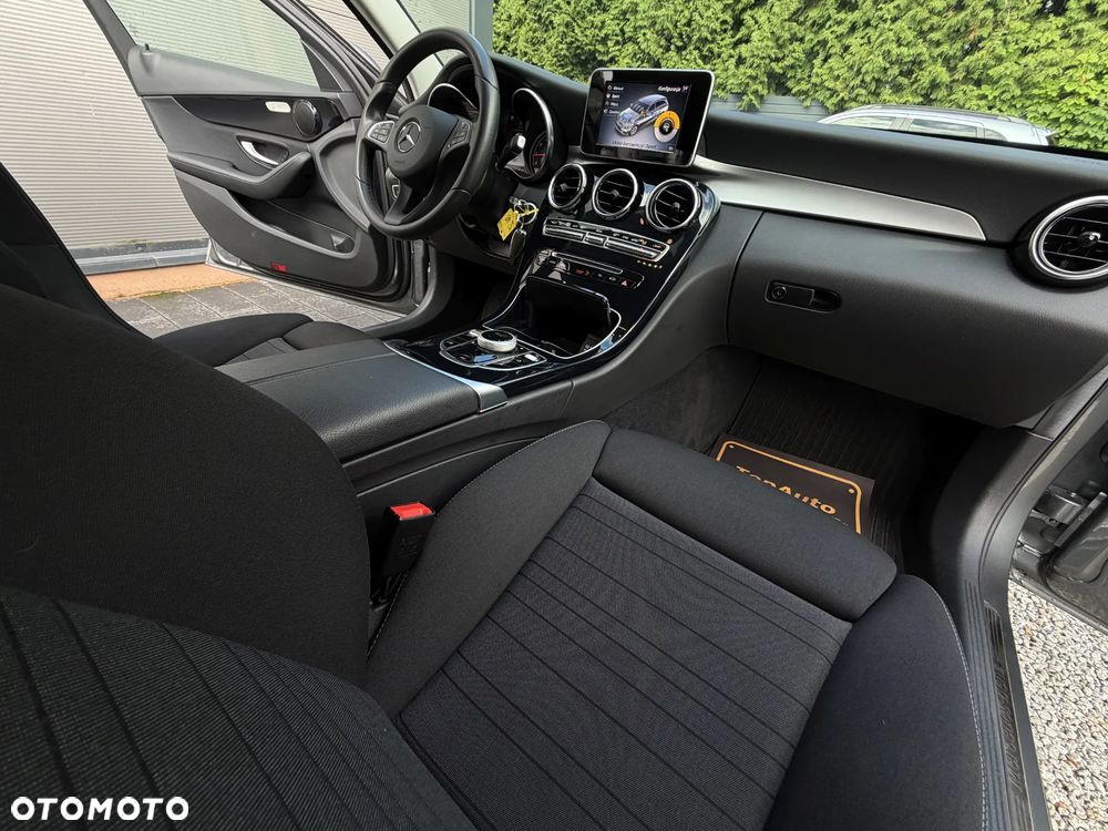Mercedes-Benz Klasa C 200 9G-TRONIC - 15