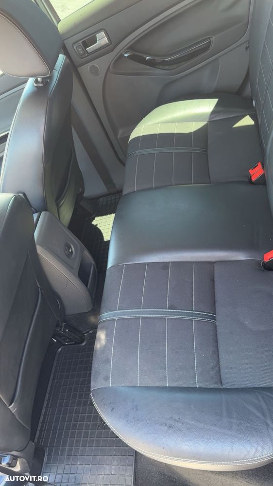 Ford Kuga 2.0 TDCi 4x4 Aut. Titanium - 11