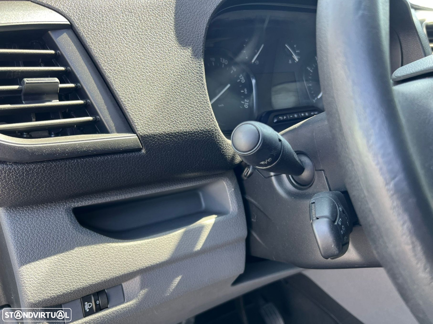 Peugeot Expert 2.0 HDi - 23
