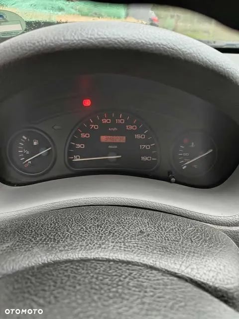 Peugeot 206 - 12