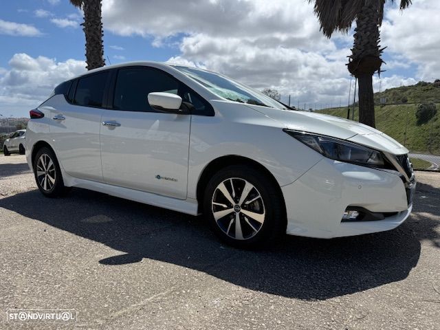 Nissan Leaf 40 kWh Tekna - 1
