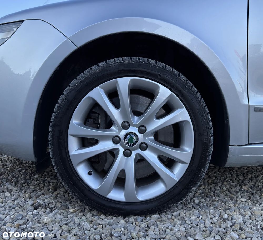 Skoda Superb 3.6 V6 4x4 DSG Elegance - 15