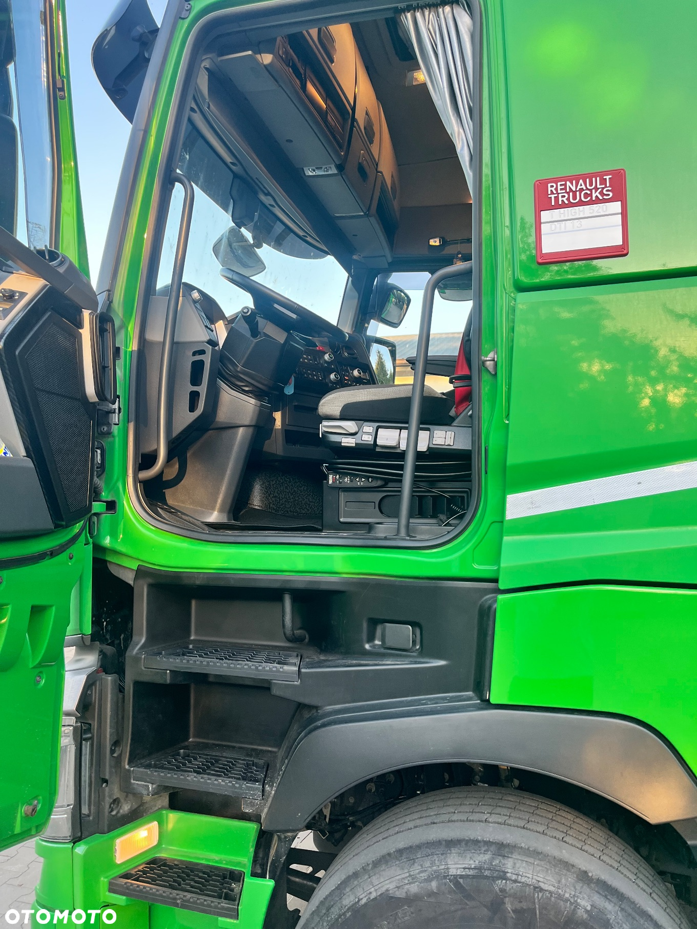 Renault T 520 / Sprowadzony / Klima postojowa / poduszki przód+tył / po złotym kontrakcie - 16