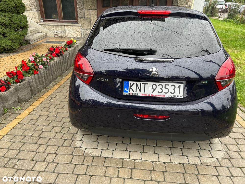 Peugeot 208 - 4