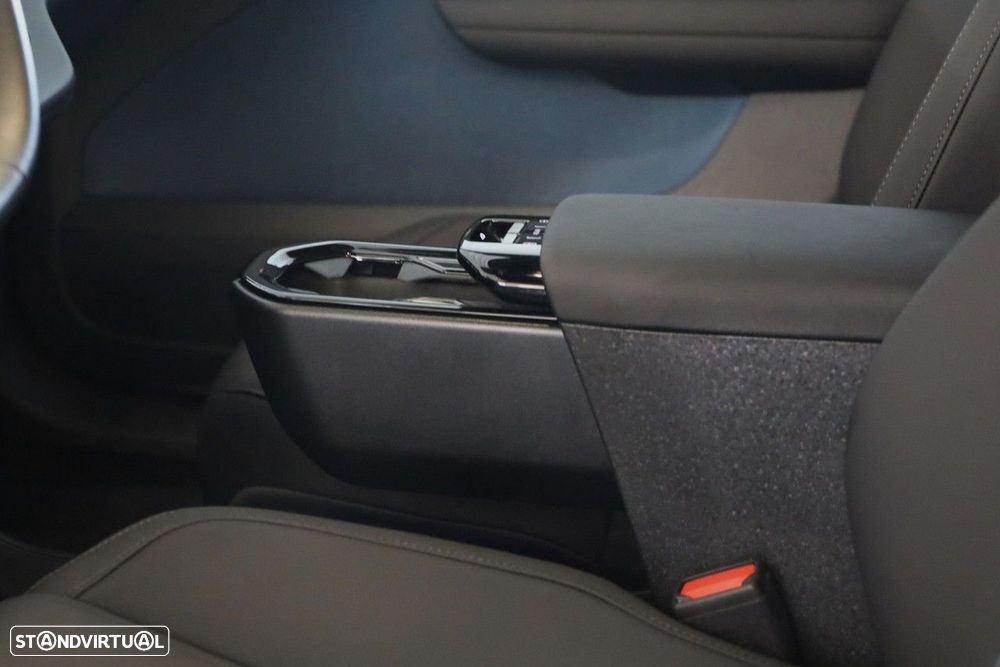 Volvo EX30 69 kWh Twin Motor Ultra - 17