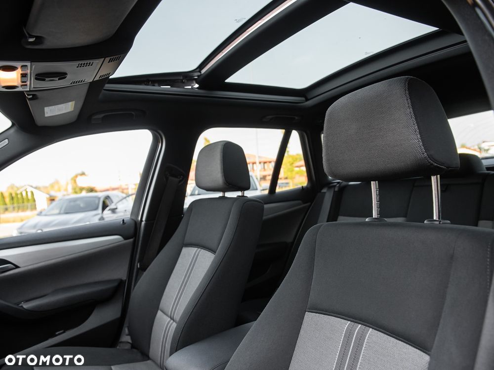 BMW X1 xDrive18d xLine - 18