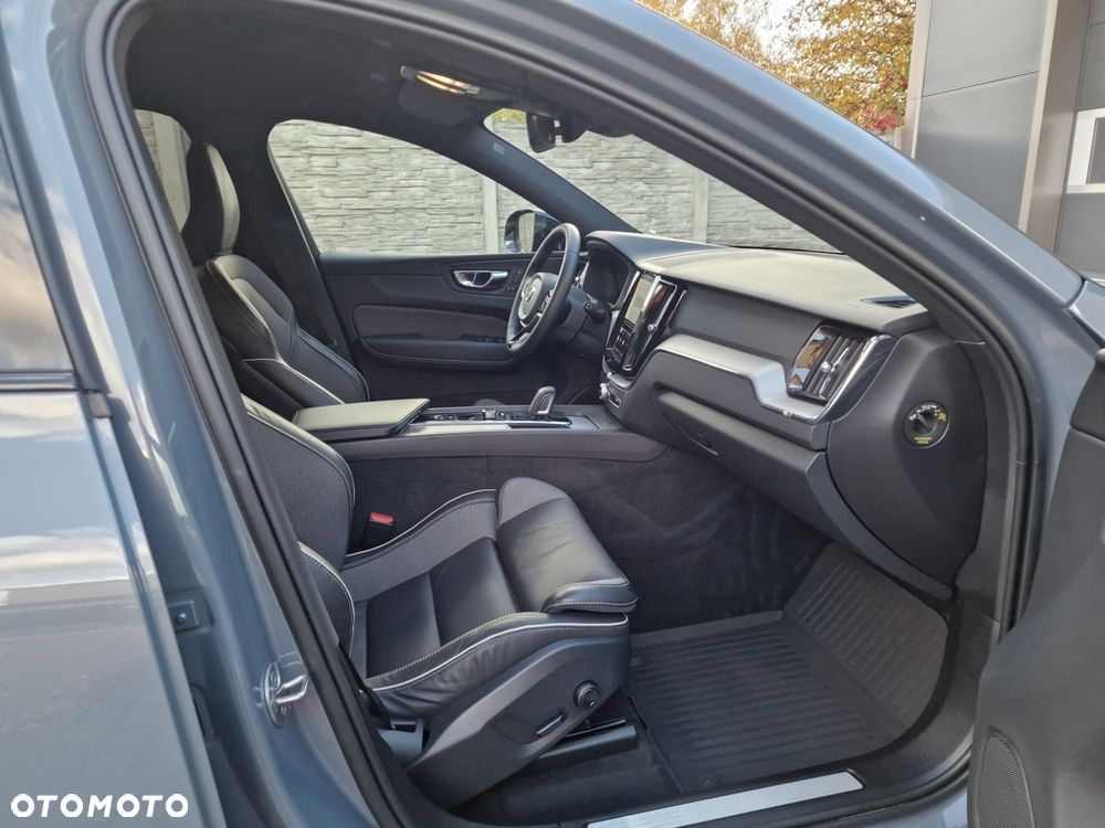Volvo XC 60 B4 D Geartronic RDesign - 27