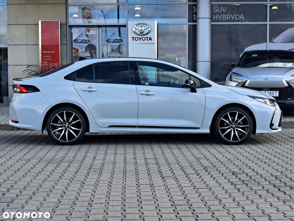 Toyota Corolla 1.8 Hybrid GR Sport Dynamic - 8