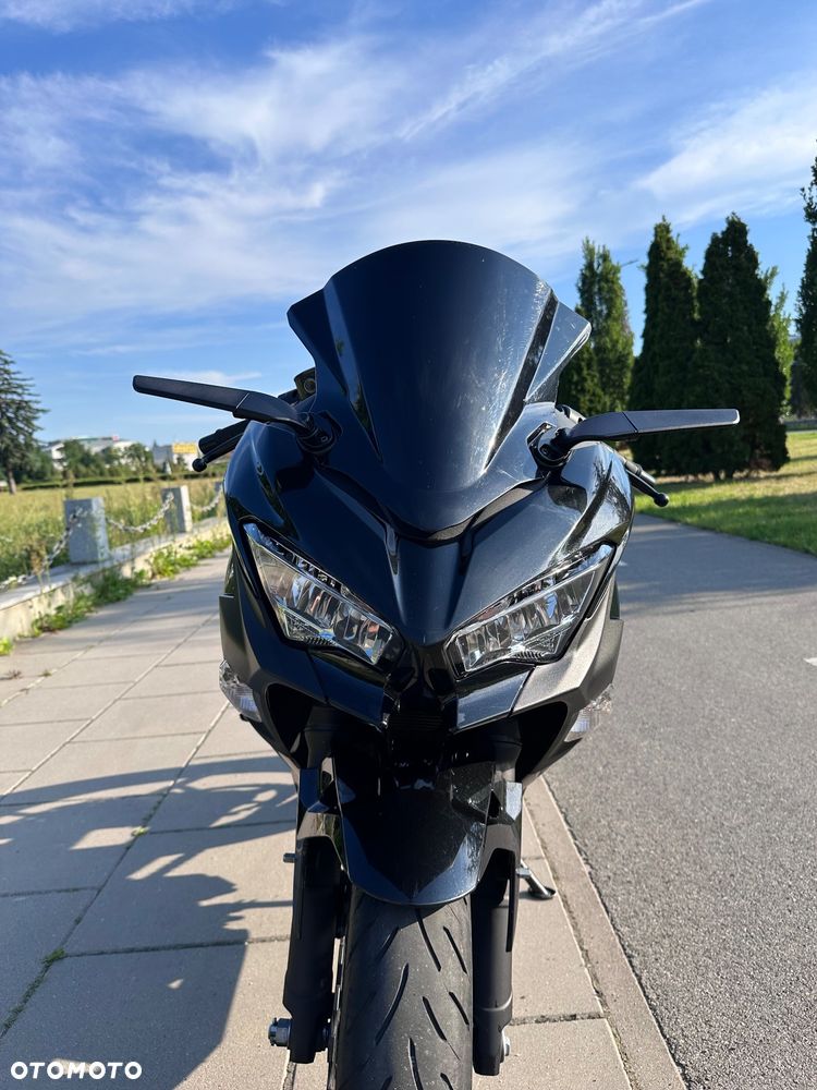 Kawasaki Ninja 400 - 13
