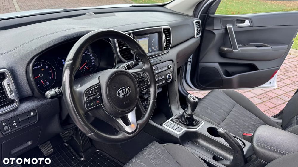 Kia Sportage 1.6 GDI 2WD Vision - 29
