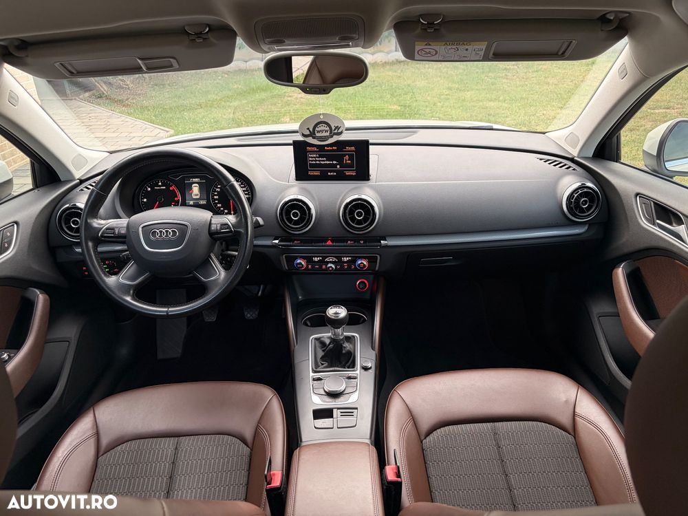 Audi A3 1.6 TDI clean Ambiente - 11