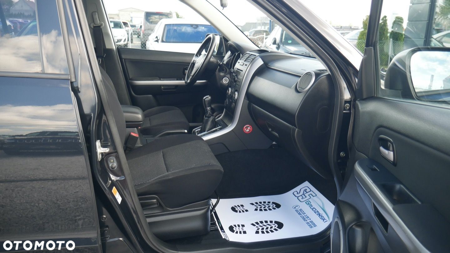 Suzuki Grand Vitara - 11