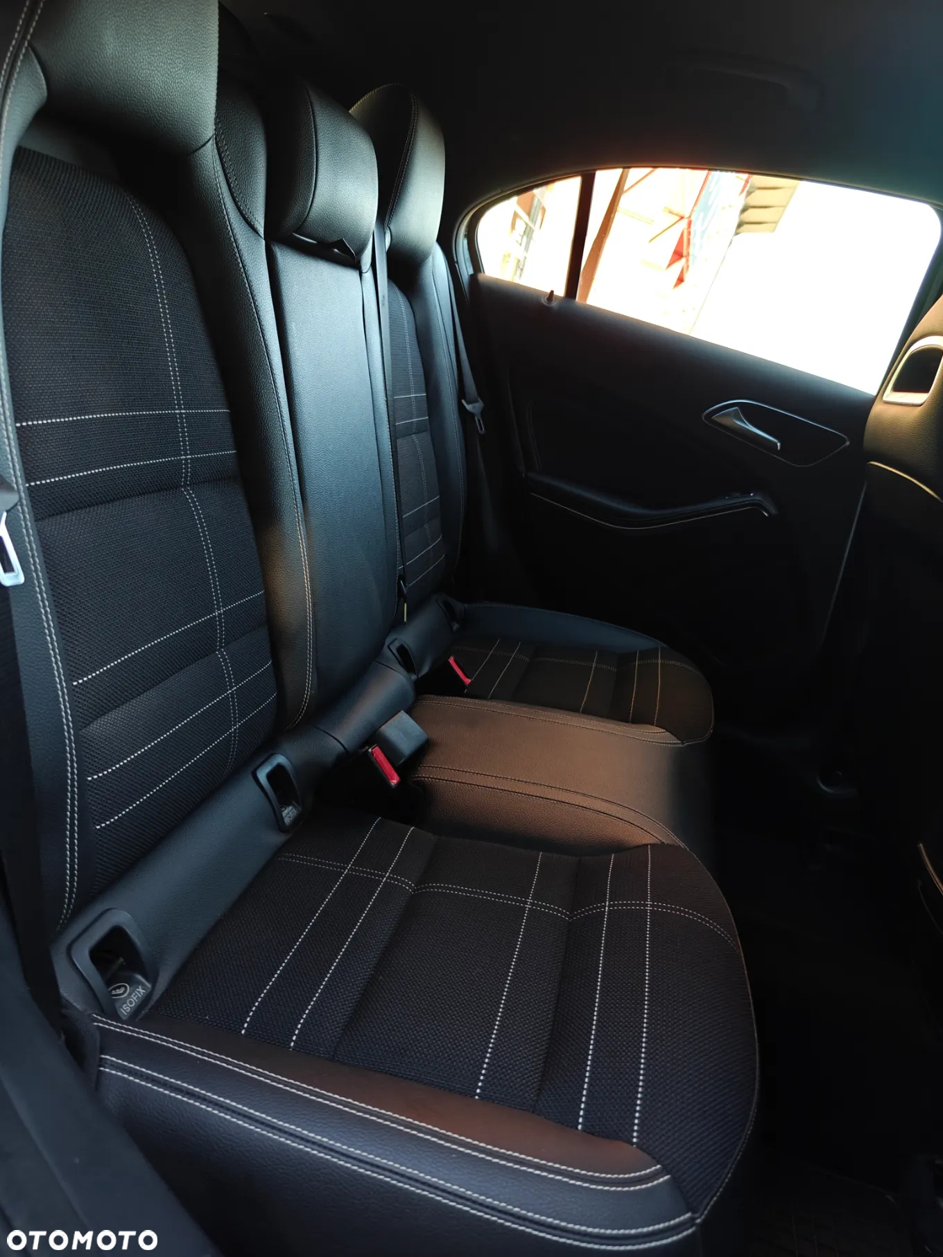 Mercedes-Benz Klasa A 180 (BlueEFFICIENCY) 7G-DCT Urban - 21
