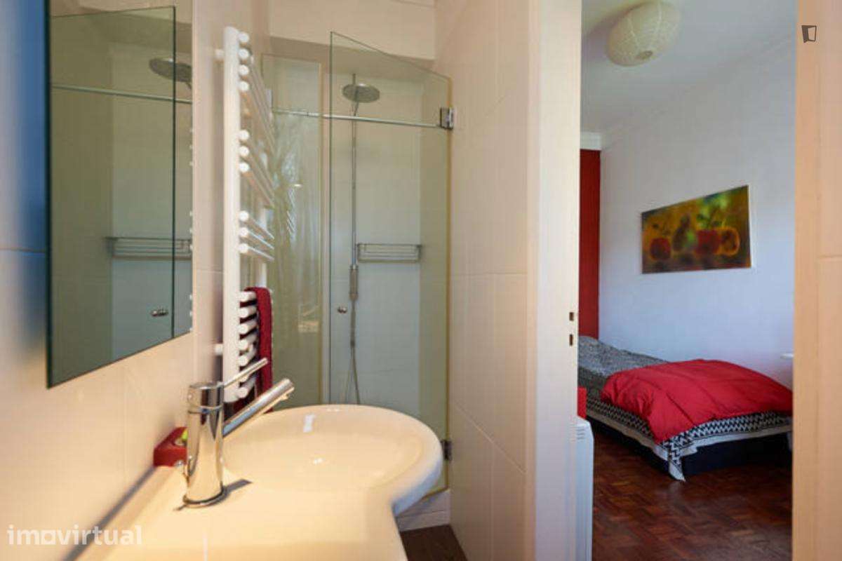 Quarto - localizado em Estoril Lisbon - Grande imagem: 5/14