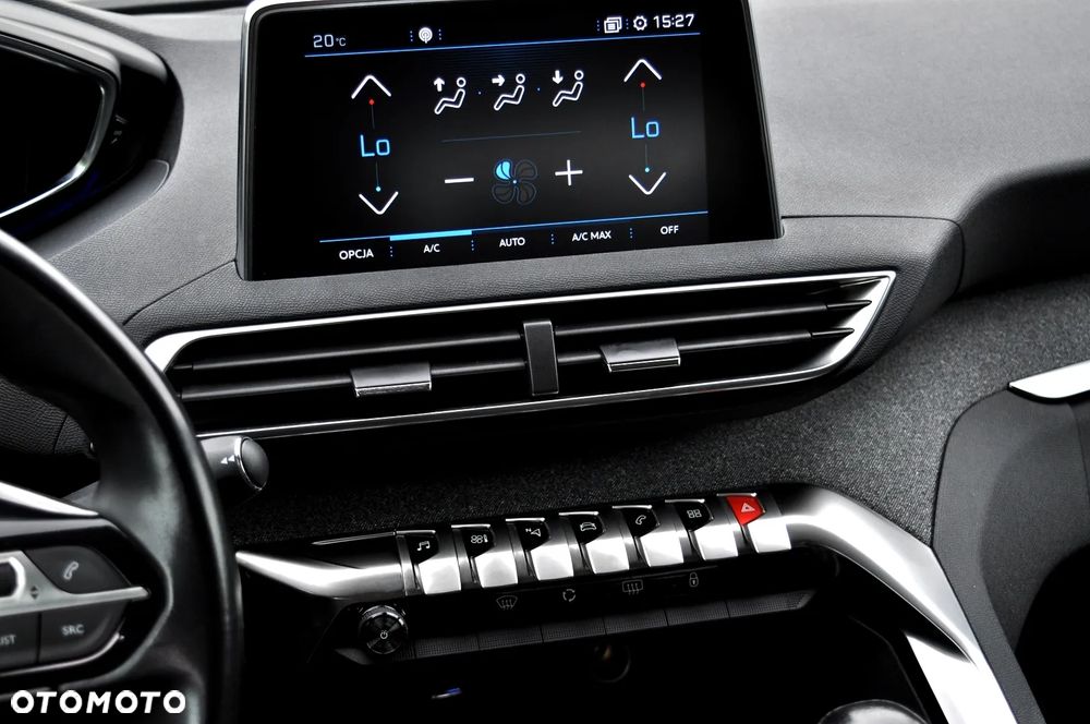 Peugeot 3008 1.2 PureTech Allure S&S - 31