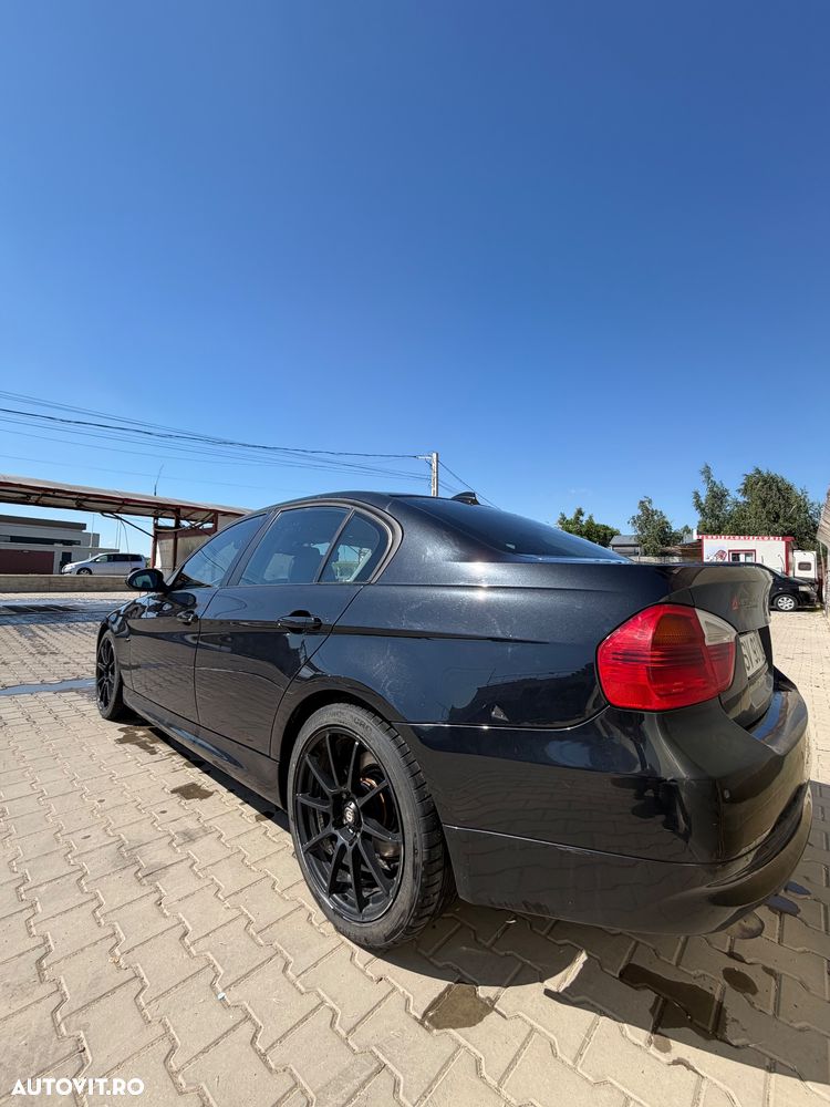BMW Seria 3 320d - 9