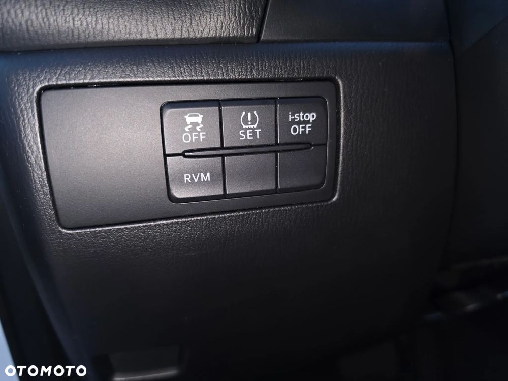 Mazda 3 SKYACTIV-D 150 Automatik Sports-Line - 24