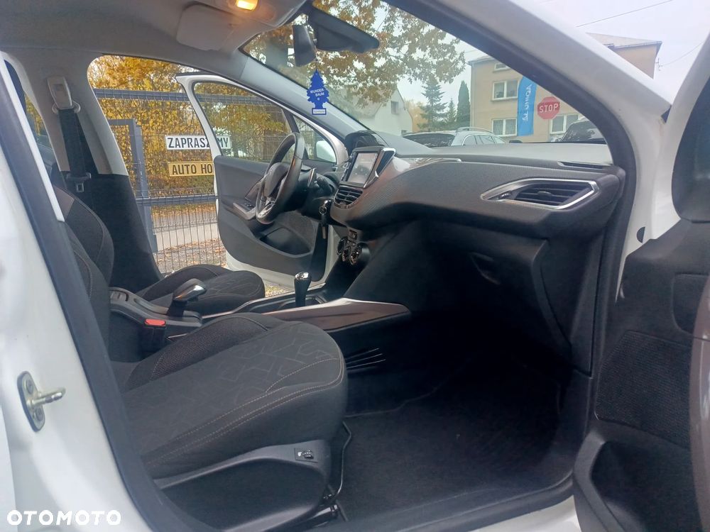 Peugeot 2008 - 18