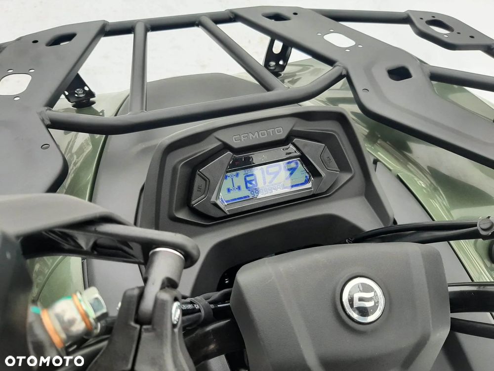 CFMoto CForce - 8
