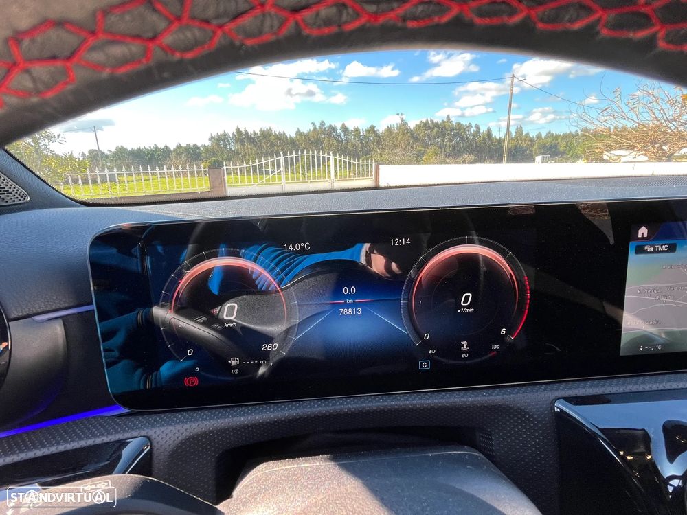 Mercedes-Benz A 180 d AMG Line - 25