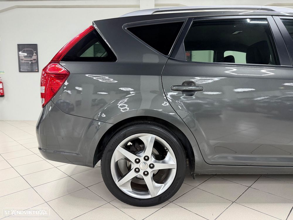 Kia Ceed SW 1.6 CRDi TX ISG - 3