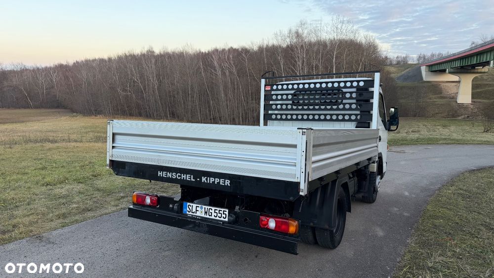 Mitsubishi Fuso - 33